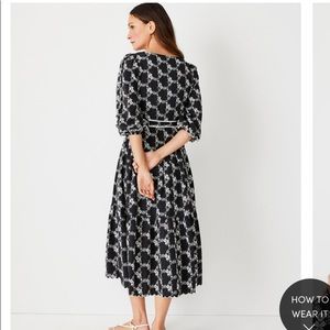 Any Taylor Petite Floral Midi Dress